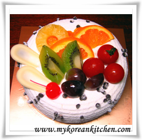 Fresh cream cake