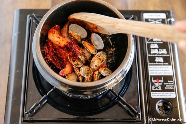 Sundubu Jjigae - Adding seafood