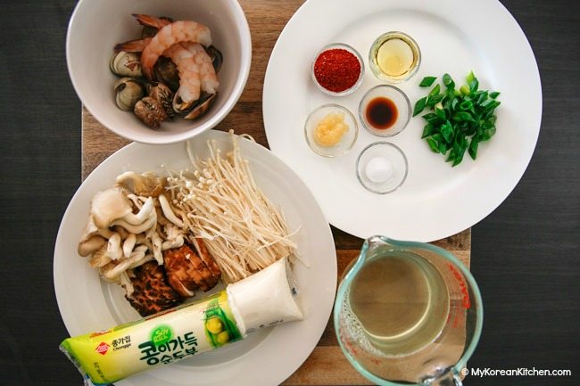 Sundubu Jjigae (Korean spicy soft tofu stew) Ingredients