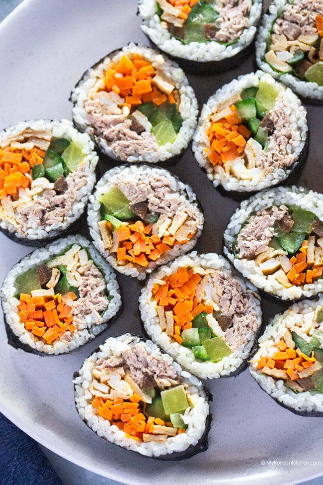 Tuna kimbap close up photo.