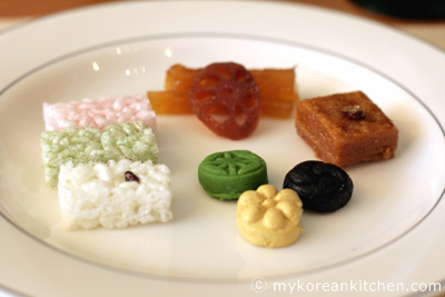 Korean buffet - Korean traditional snacks