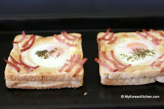 K-POP Food: Korean Flag Toast | MyKoreanKitchen.com