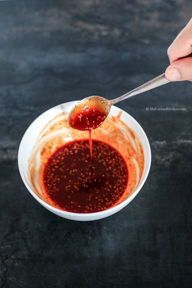 How to make sweet, tangy and spicy Korean dipping sauce (Cho-Gochujang or Chojang). This is most suitable for (raw or cooked) seafood and blanched broccoli. | MyKoreanKitchen.com