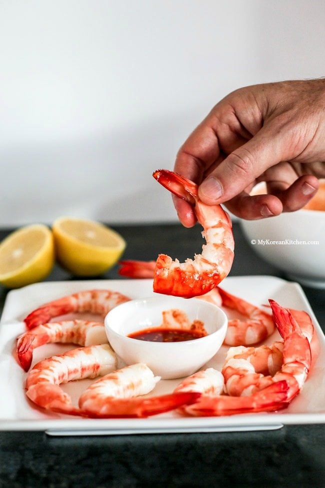 Sweet, tangy and spicy Korean dipping sauce (Cho-Gochujang or Chojang). This is most suitable for (raw or cooked) seafood and blanched broccoli. | MyKoreanKitchen.com