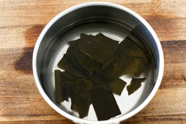 How to Make Korean Style Dashi (Dried Kelp and Dried Anchovy Stock) | MyKoreanKitchen.com