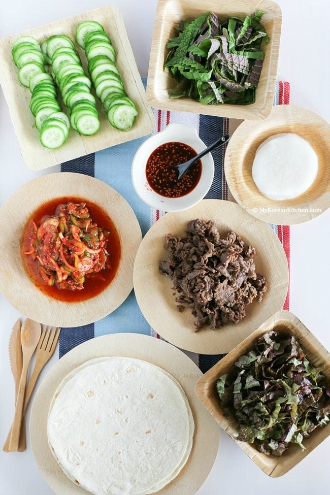 Easy entertaining idea - Korean bulgogi taco bar: Mexican fused but loaded with authentic Korean flavour!| MyKoreanKitchen.com