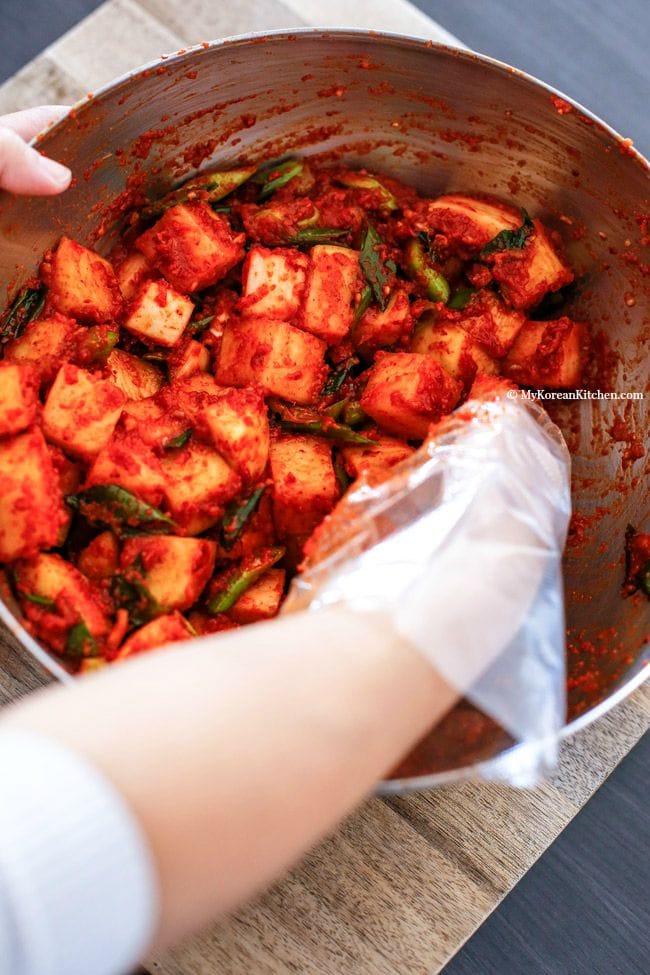 How to make authentic Korean cubed radish Kimchi (KKakdugi) | MyKoreanKitchen.com