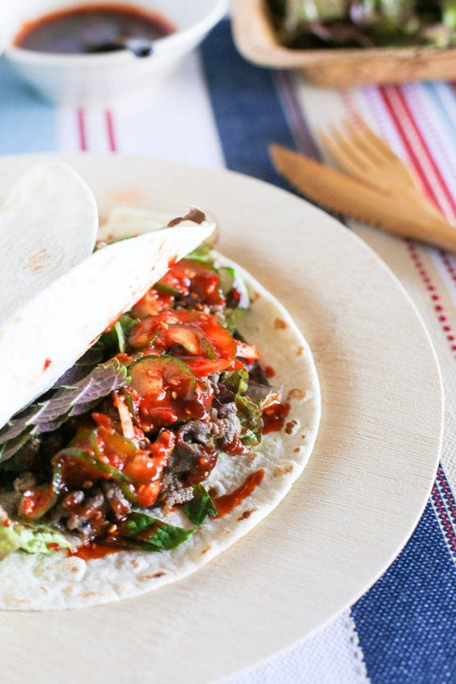 Easy entertaining idea - Korean bulgogi taco bar: Mexican fused but loaded with authentic Korean flavour!| MyKoreanKitchen.com