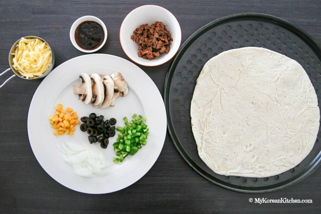 Bulgogi Pizza | MyKoreanKitchen.com