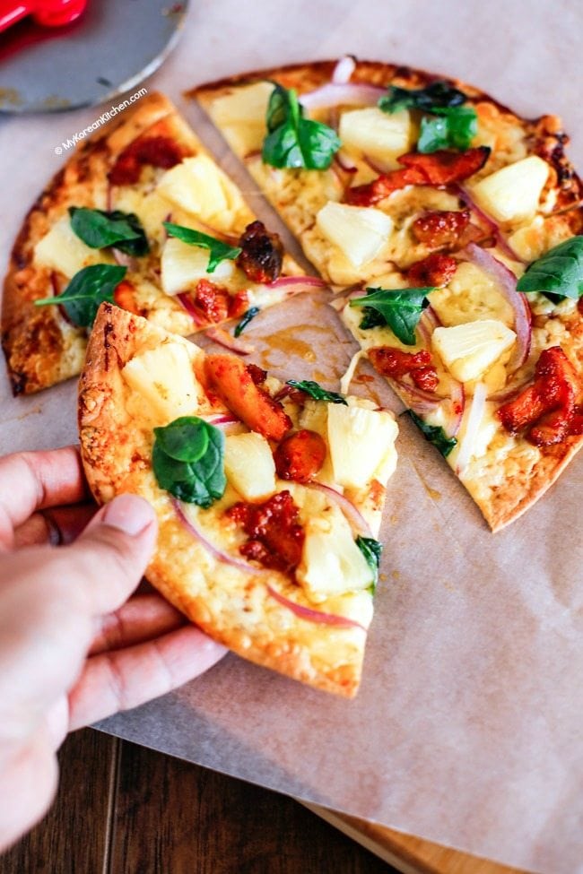 Spicy Korean BBQ Chicken Pizza Bite | MyKoreanKitchen.com