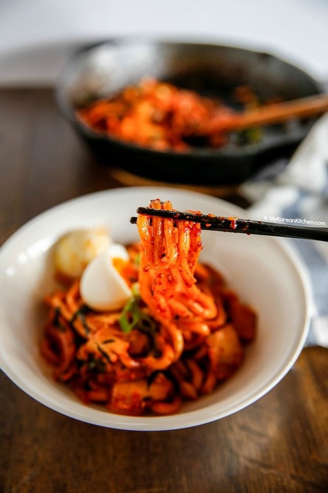 Kimchi Udon Noodle Stir Fry - It's spicy but super addictive! | MyKoreanKitchen.com