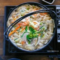 Kalguksu (Korean Knife Cut Noodle Soup) | MyKoreanKitchen.com