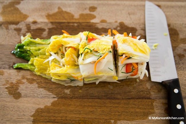 Slicing white kimchi (baek kimchi)