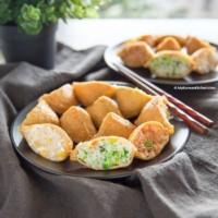 Yubuchobap (Korean Style Inari Sushi) | MyKoreanKitchen.com