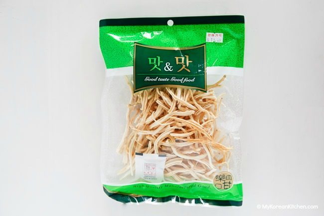 Dried Doraji (Bellflower Root, Balloon Flower Root)
