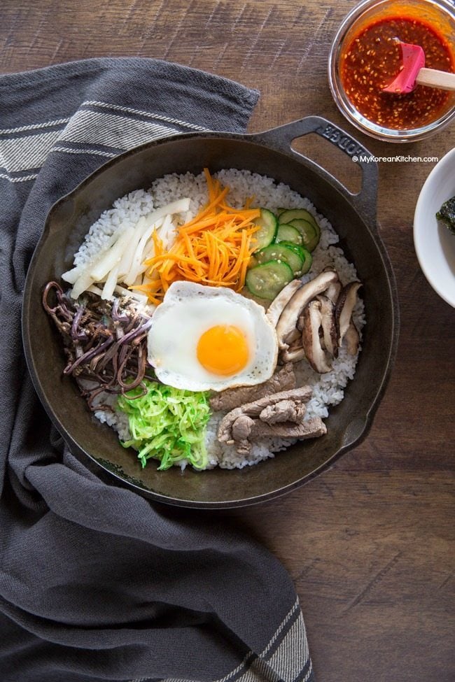 Dolsot bibimbap made easy! How to make bibimbap in a cast iron skillet | MyKoreanKitchen.com