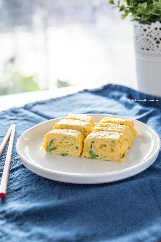 Korean Egg Roll (Gyeran Mari) | MyKoreanKitchen.com