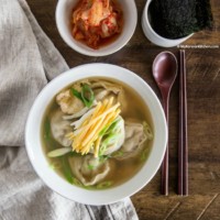 Manduguk (Korean dumpling soup) | MyKoreanKitchen.com