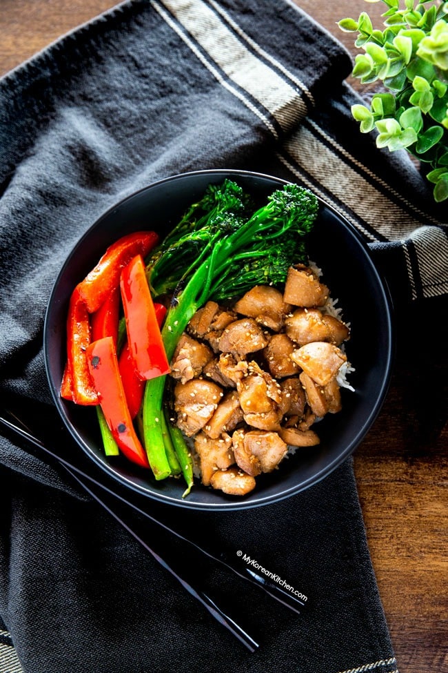 Chicken bulgogi, rice and veggie bowl