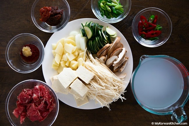 Doenjang Jjigae Ingredients