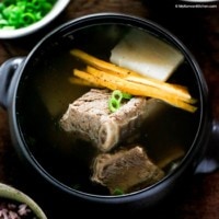 galbitang served in a black pot