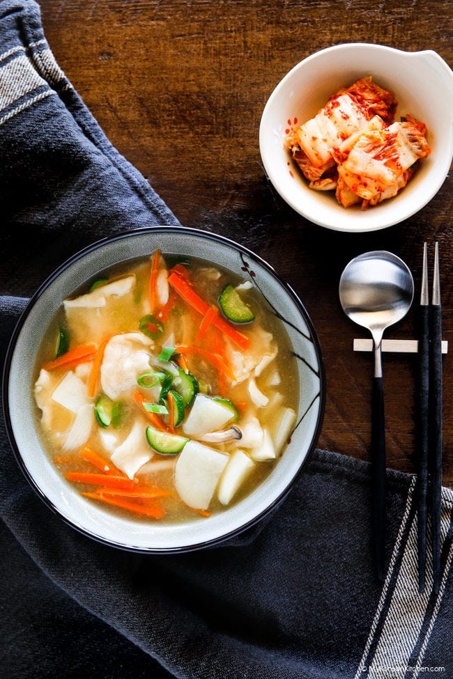 Sujebi served with kimchi