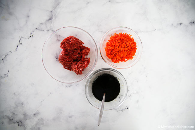 Korean Beef Rice Ball Ingredients - Minced Beef, Diced Carrots, Sauce