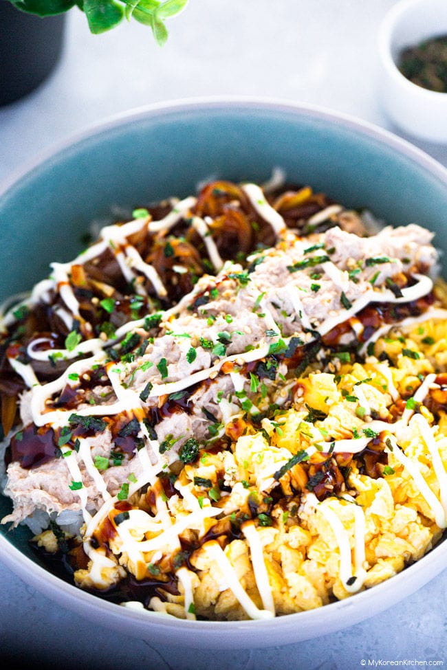 Close-up image of a Korean tuna-mayo rice bowl.