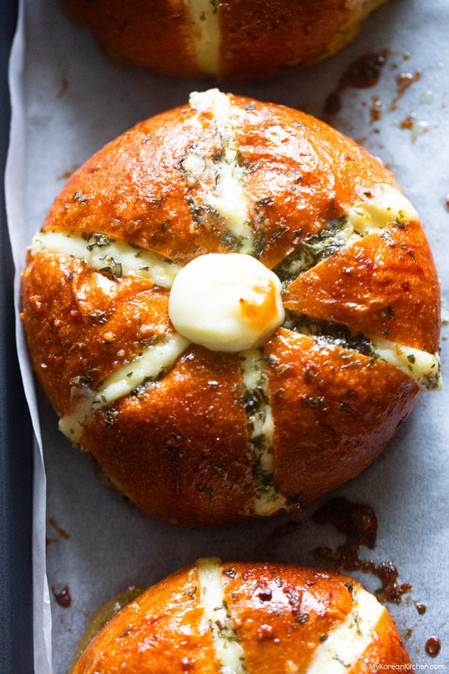 Close up photo of Korean cream cheese garlic bread.